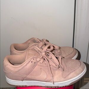 Nike Women's Dunks Pink